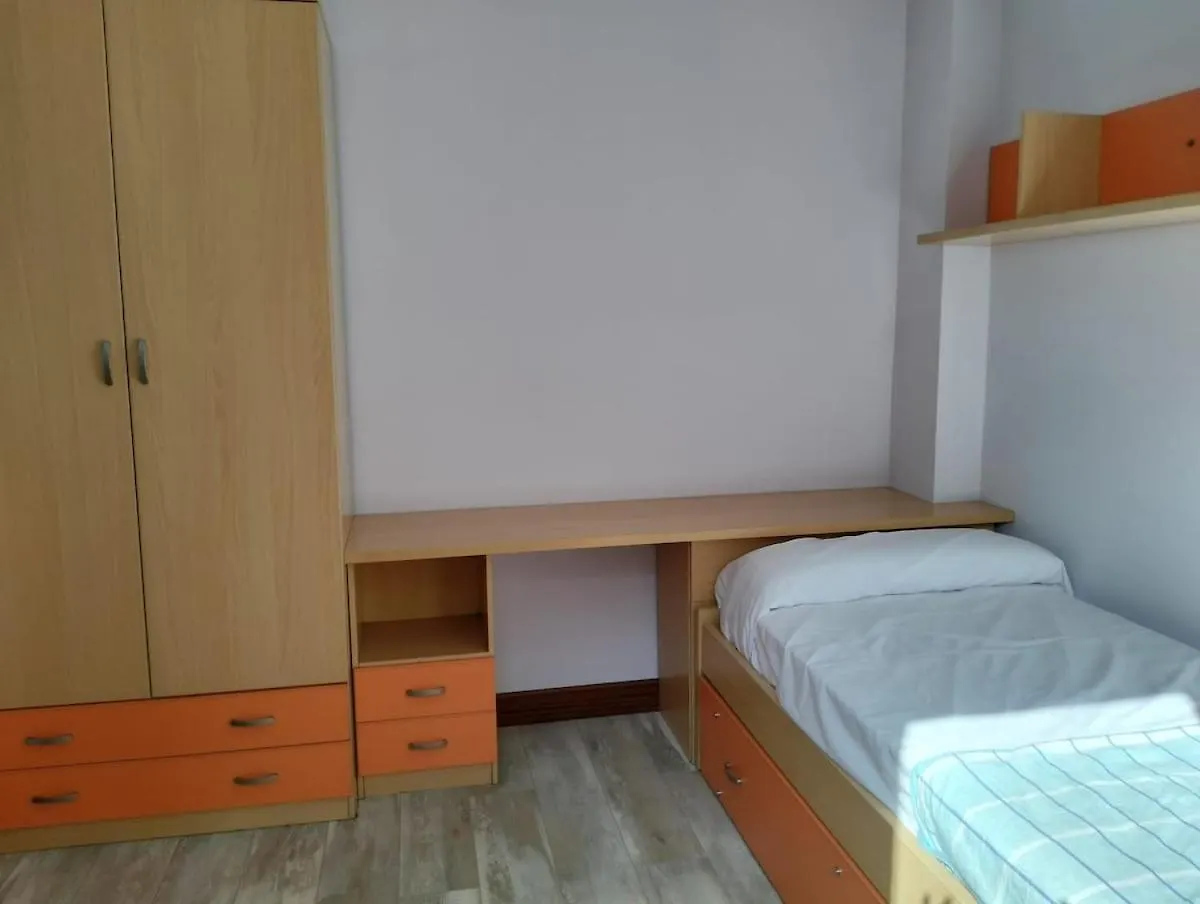 Apartment With Separate Entrance And Private Parking Getxo